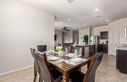 Casa Grande Casa | Brand New Home! Casa Grande! Near Shopping, Hiking and More.