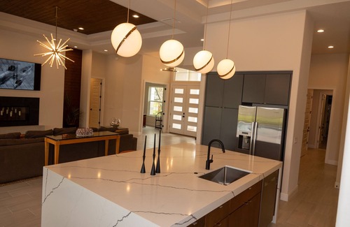 Painters Walk Casa | BRAND NEW HOME! Intracoastal Waterway & Beach Access! Welcome to The Blue Heron!