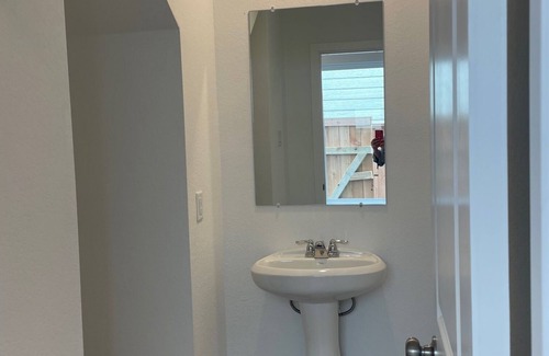 New Caney Casa | Brand new Home