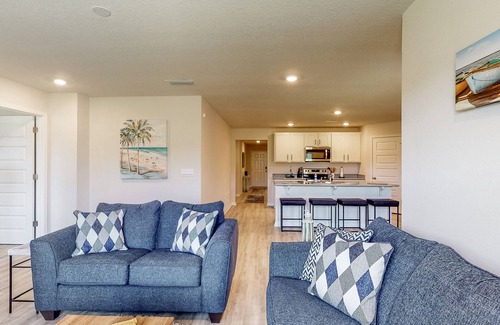 Northwest Pensacola Casa | Brand-New Home with a Large Yard, Grill, Kitchen