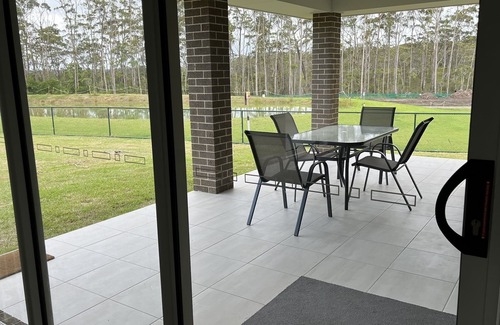 Sussex Inlet Casa | Brand New house in a Tranquil Golf Course Retreat