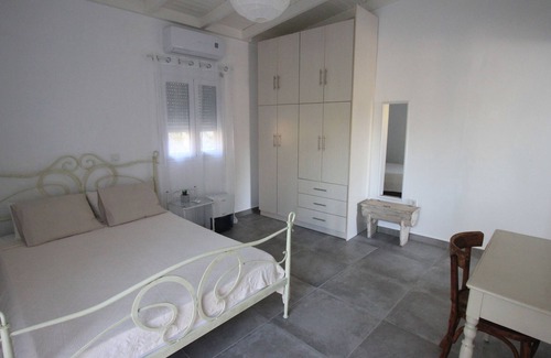 Skafidia Casa | Brand new house with a garden, next to the beach.