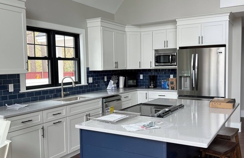 Windham Casa | Brand New Lake Home with Great Sandy beach on Sebago’s Basin