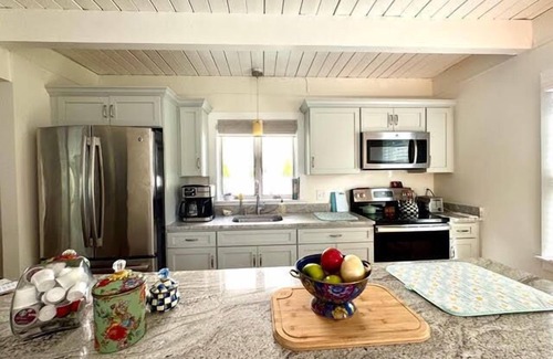 East Falmouth Casa | BRAND NEW LISTING! 2BD Pond Front Home--A/C, Sun Room, Enclosed Outdoor Shower, Wonderful Water Views