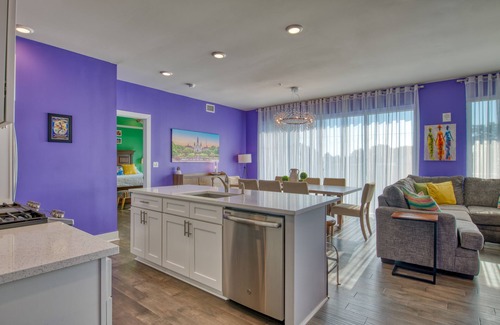 New Orleans Apartamento | *BRAND NEW LISTING* Pinball Penthouse of NOLA Near FrenchQtr-Sleeps 6