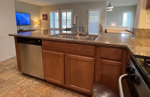 Midway-Pacific Highway Condominio | Brand New Listing - San Diego Condo - Point Loma