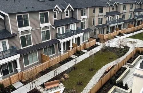 Willoughby Apartamento | Brand New Luxury 1 Bedroom Condo W/Free Parking