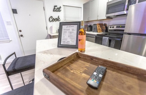 Fairbanks Apartamento | Brand New Luxury Apt! Heart of Montrose- Downtown HTX