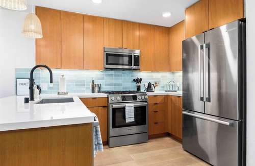 Capitola Apartamento | Brand New Luxury Capitola Village Home!