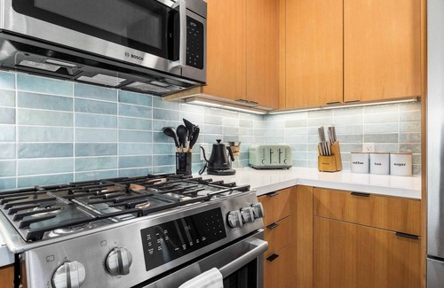 Capitola Apartamento | Brand New Luxury Capitola Village Home!