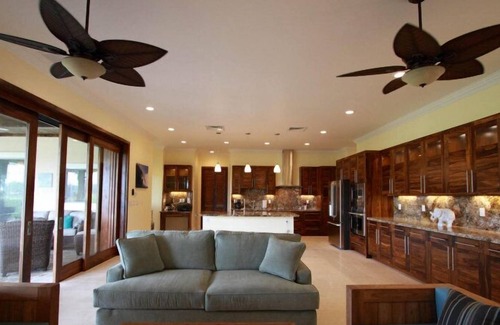 Kahuku Villa | Nueva marca de lujo Country Villa con el océano, las montañas y caballo Ranch Vistas duermen 12
