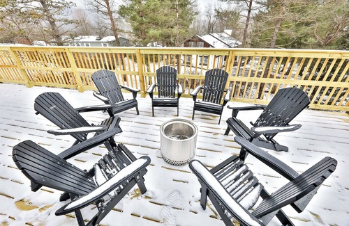 Tannersville Casa | Brand New Luxury House Hot Tub, Sauna, Game room