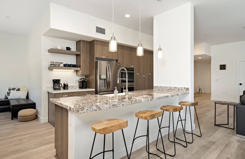 Atascadero Apartamento | Brand New Luxury Loft- Downtown Atascadero