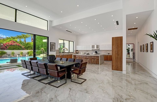 Magnesia Falls Cove Casa | Brand New Luxury Vacation Rental, Private Resort Style Pool & Spa 1
