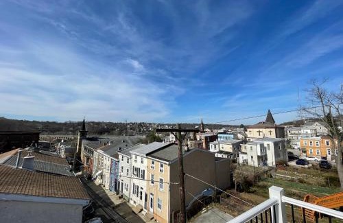 Manayunk Apartamento | Brand New Manayunk Retreat 2BR including parking