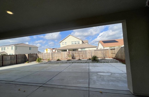 Sacramento Casa | Brand-new Modern 1 Bedroom Suite: Kitchenette, Separate Entrance, Great Location