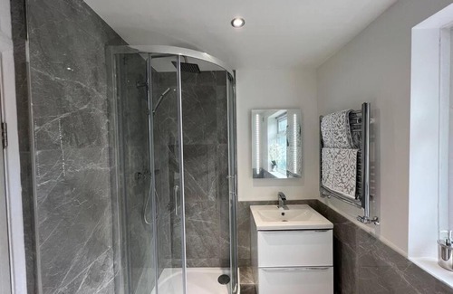 Selhurst Apartamento | Brand New Modern 2- Bed Apartment with Garden