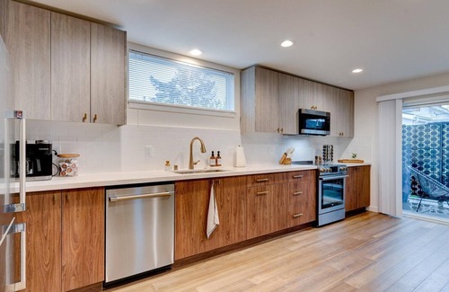 Green Lake Casa | Brand new, Modern 2 Bedroom home near Greenlake.