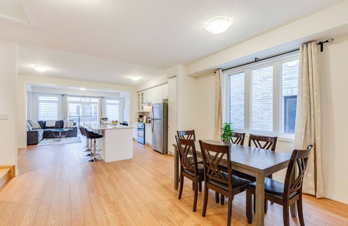 Pickering Casa | Brand new, Modern 4Bed+Office, 3storeys, Whole house, 4/5 parking in Pickering
