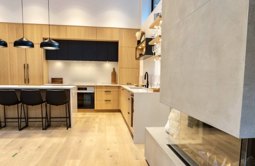 Blueberry Hill Chalet De Esquí | Brand New Modern Chalet Close to Village, Lifts, Lake, Golf Course, Valley Trail