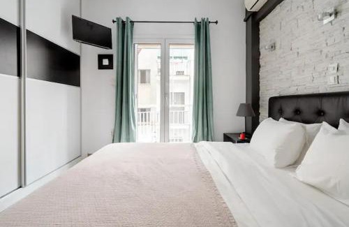 Petralona Apartamento | Brand New Modern Lux Apartment close to Historical Center!