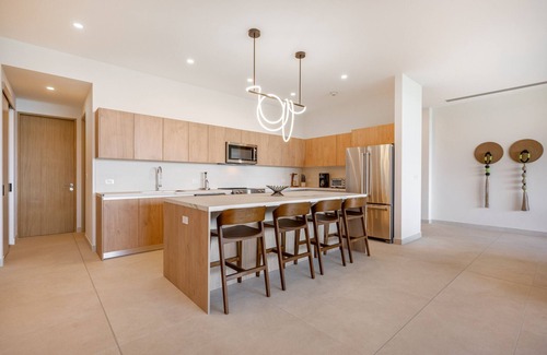 Playa Conchal Apartamento | Brand New Oceanview Luxury Condo
