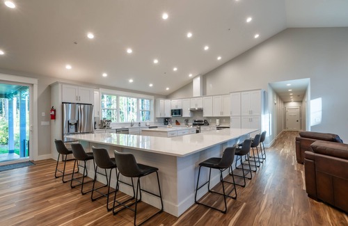 Bandon Casa | Brand New October 2023! Ultimate Golfers House in Bandon! Adjacent Sheep Ranch!