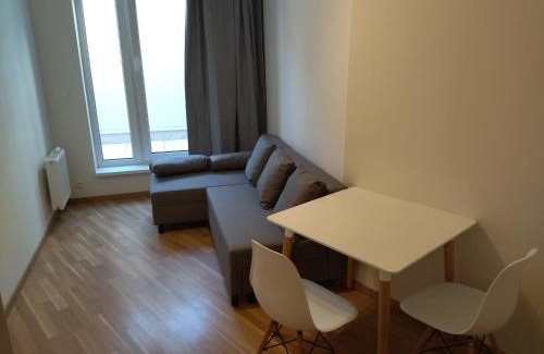 Palmovka Apartamento | Brand new one bedroom apartment #54 in brand new building with free parking