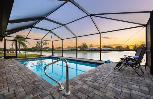 Fort Myers Casa | BRAND NEW Paradise with never ending Sunsets - Villa Chillax N Sunsets - Roelens Vacations