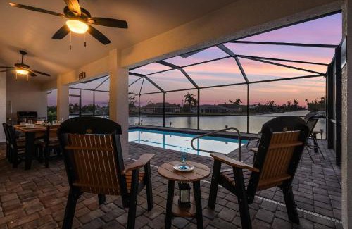 Fort Myers Casa | BRAND NEW Paradise with never ending Sunsets - Villa Chillax N Sunsets - Roelens Vacations