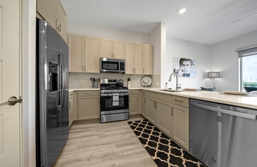 Greenway Plaza-Upper Kirby Apartamento | BRAND NEW “PARIS” Theme Luxury apt in River Oaks