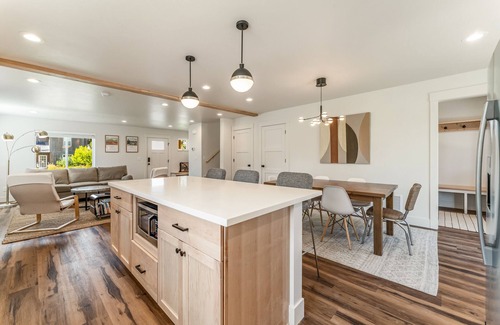 Manhattan Casa | Brand New Pet Friendly Manhattan Home in small town community!