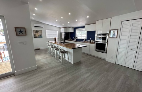 Sexton Cove Estates Casa | Brand New. Remodeled. Key Largo Home on Water