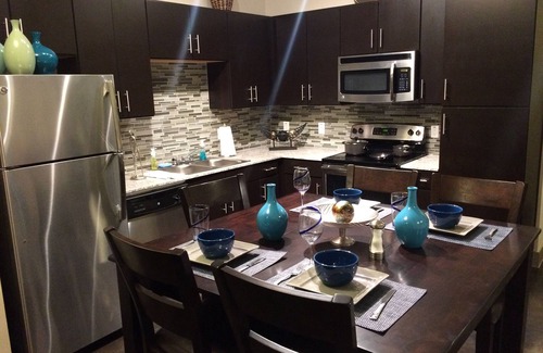 Waco Apartamento | Nueva residencia cerca del mercado de Baylor y Magnolia