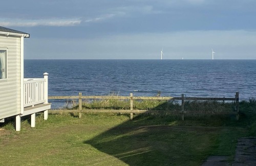 Hirst Casa | Brand New Sea View Platinum Grade 8 Berth Caravan
