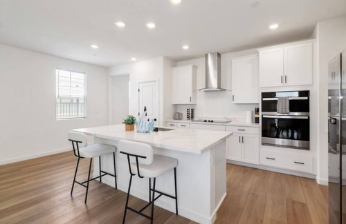 Elk Grove Casa | Brand New Single Story Modern 2024 Home