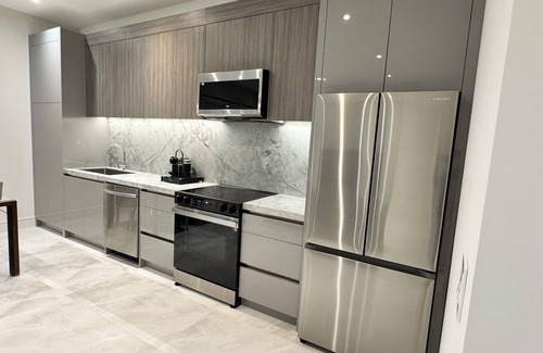 Cedarvale Casa | Brand new spacious apartment