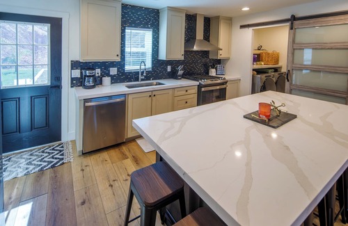 Parker Strip Casa | BRAND NEW 🌟Spacious🌟 Parker Strip Oasis TONS OF BOAT PARKING