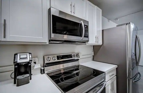 Greater Belhaven Apartamento | Brand new studio apartment - available for short or long term leases!