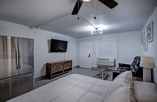 Greater Belhaven Apartamento | Brand new studio apartment - available for short or long term leases!