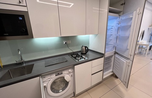 Al Barsha Apartamento | Brand New Studio in Arjan.