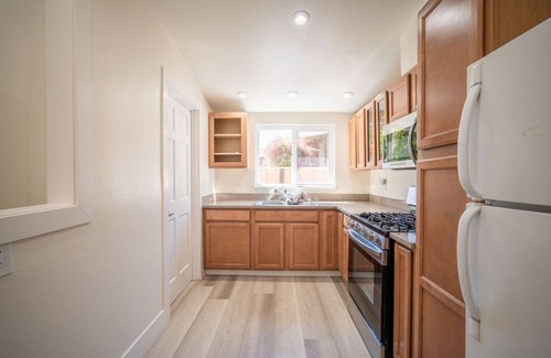 Snail Casa | Brand NEW! Studio Private Entrance/Bath Location