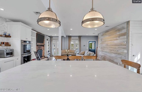 Rumson Casa | BRAND NEW Stunning Sea Bright 4/4 Home By Beach - Huge Deck! Professionally Run!