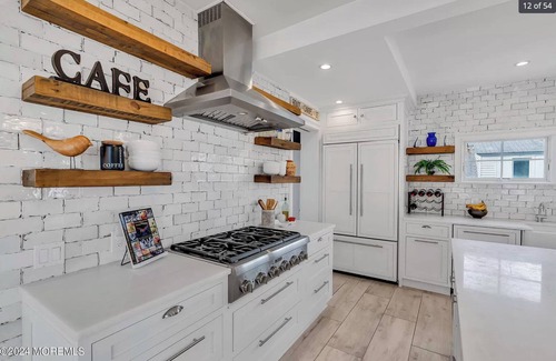 Rumson Casa | BRAND NEW Stunning Sea Bright 4/4 Home By Beach - Huge Deck! Professionally Run!