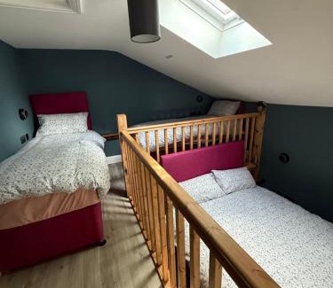 Riverside Casa | Brand New Stylish Converted Coach House in Cardiff