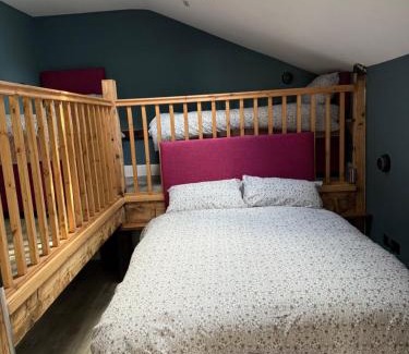 Riverside Casa | Brand New Stylish Converted Coach House in Cardiff