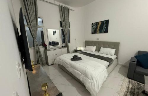 Khalifa City Apartamento | Brand new Stylish Studio Near to Yas & Airport