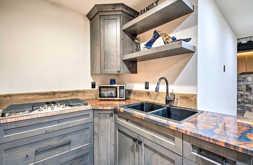 Tooele Apartamento | Brand new Tooele suite with fantastic views!