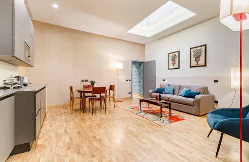 Rione III Colonna Apartamento | ¡NUEVO! ADOSADO FRATTINA EN ROMA