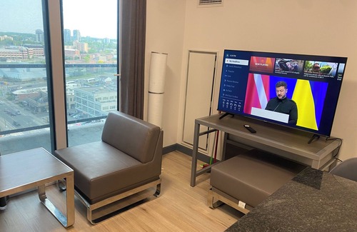 Waterloo Condominio | Brand new Two Bedrooms Condo
